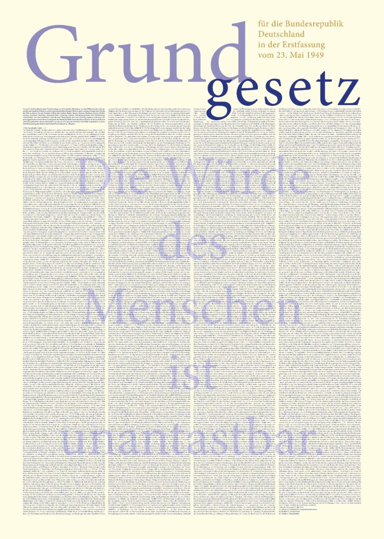 Poster Grundgesetz in der Urfassung von 1949 mit Hervorhebung "Die Würde des Menschen ist unantastbar". Format 50x70 cm.